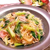 小松菜とベーコンとえのきの和風パスタ